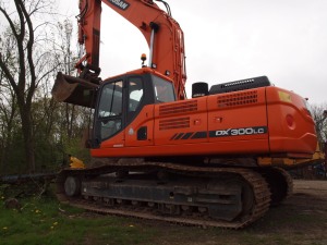 DX300 Excavator